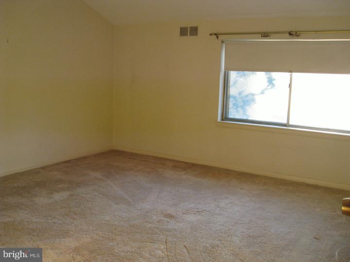 2317 Avon Road Ardmore, PA 19003 - Photo 13 of 22