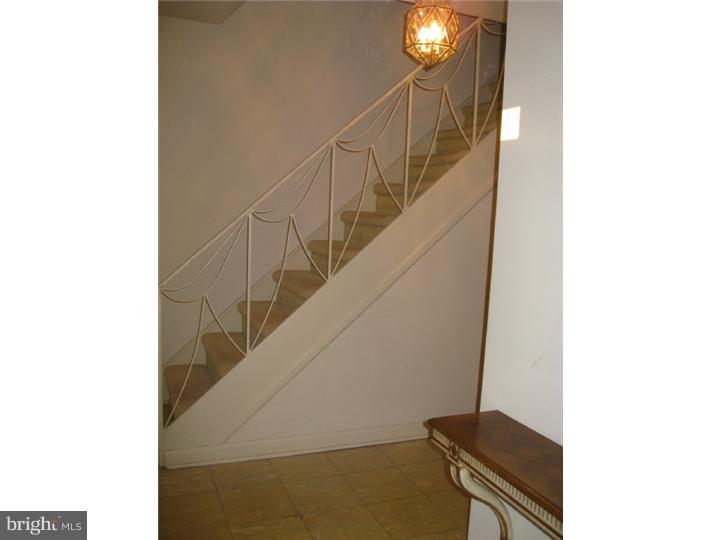 2317 Avon Road Ardmore, PA 19003 - Photo 3 of 22