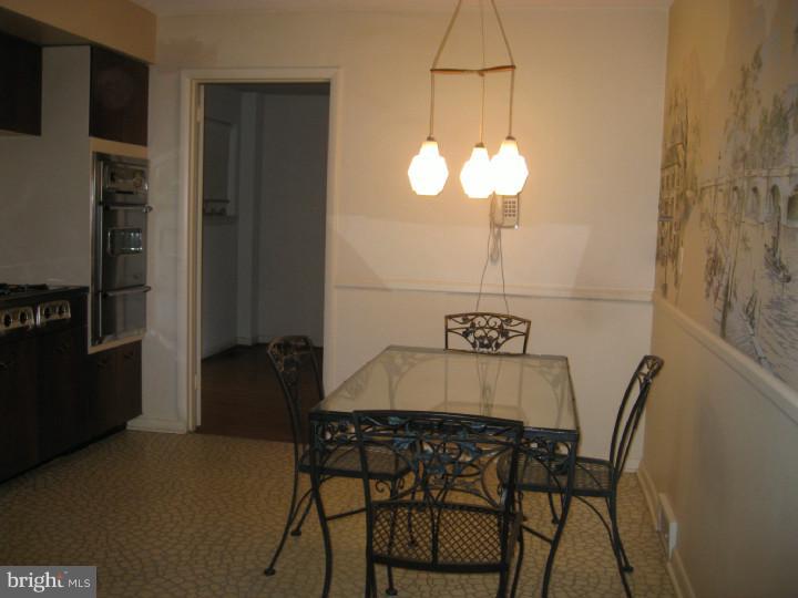 2317 Avon Road Ardmore, PA 19003 - Photo 9 of 22