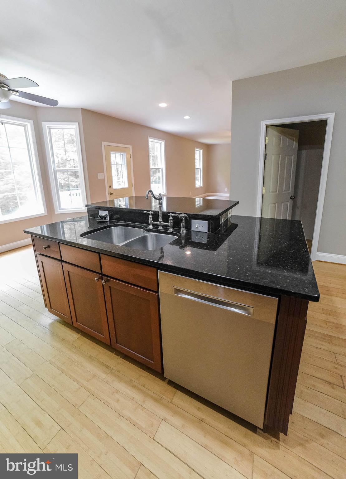 24110 McIntosh Road Hollywood, MD 20636 - Photo 21 of 40 Stainless appliances