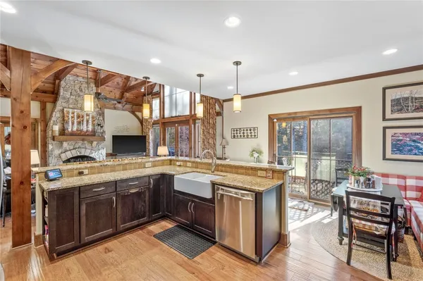 $1,299,685 | 127 Muirfield Court, Sunset, SC 29685