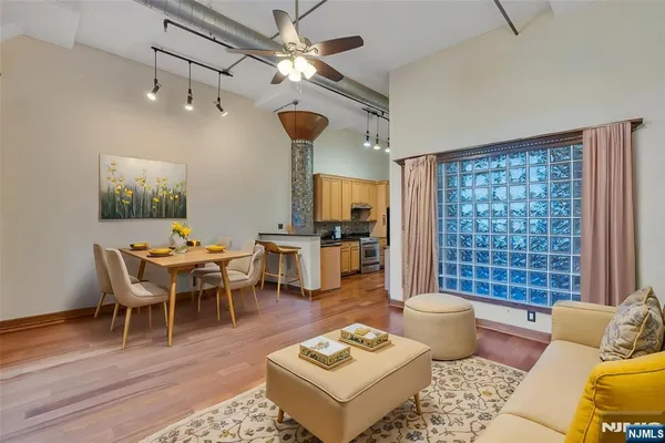 $3,500 | 689 Marin Boulevard, Unit 901, Jersey City, NJ 07310