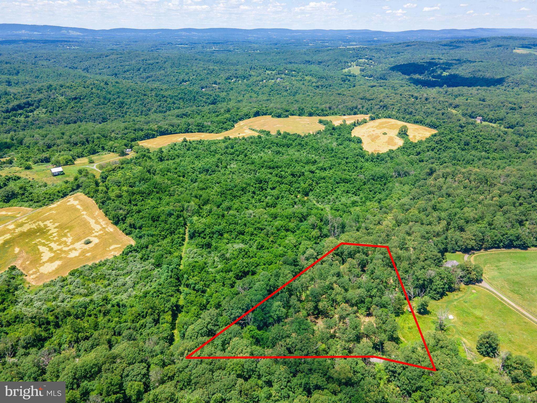 Oatlands Road Aldie, VA 20105 - Photo 4 of 11