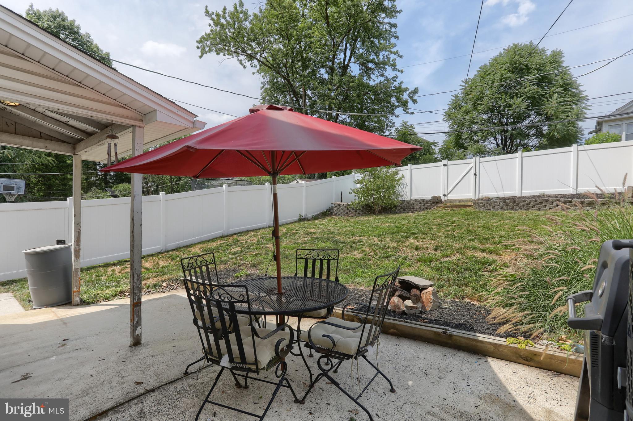 3312 Spring Street Harrisburg, PA 17109 - Photo 20 of 40 Rear Patio