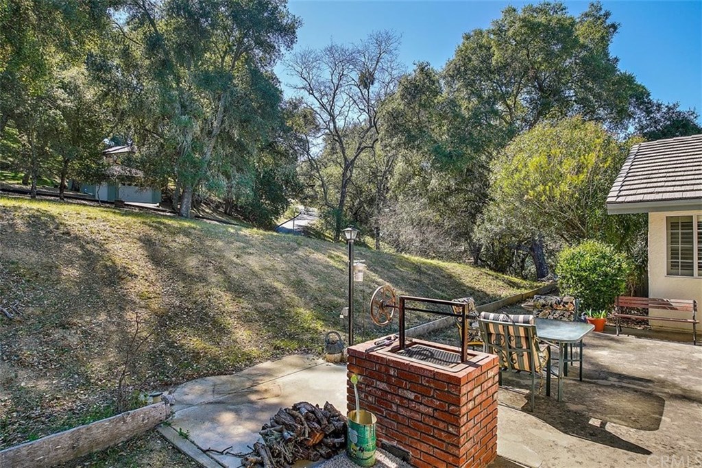 9405 Santa Cruz Road Atascadero, CA 93422 - Photo 17 of 43