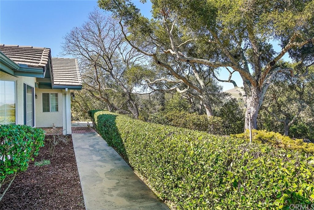 9405 Santa Cruz Road Atascadero, CA 93422 - Photo 20 of 43