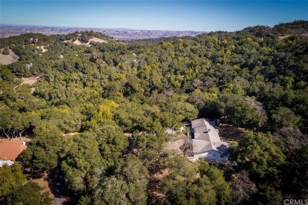 9405 Santa Cruz Road Atascadero, CA 93422 - Photo 4 of 43