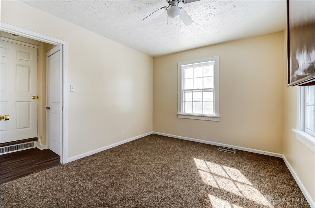 5150 Bower Avenue Riverside, OH 45431 - Photo 15 of 32