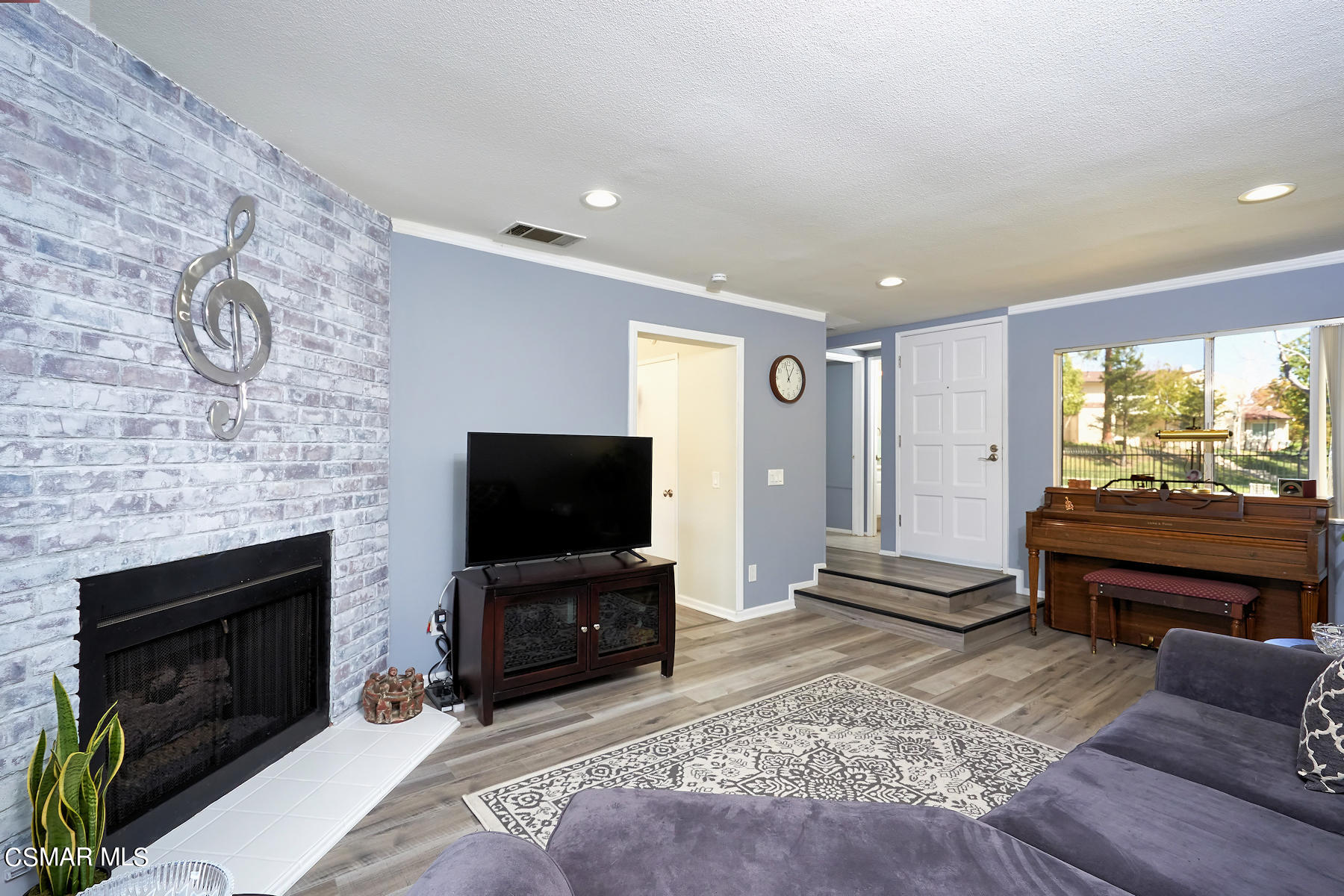 15010 Reedley #C Moorpark MLS_Dewing (13