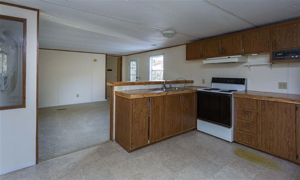 1439 Sussex Road Dayton, TN 37321 - Photo 3 of 13 3