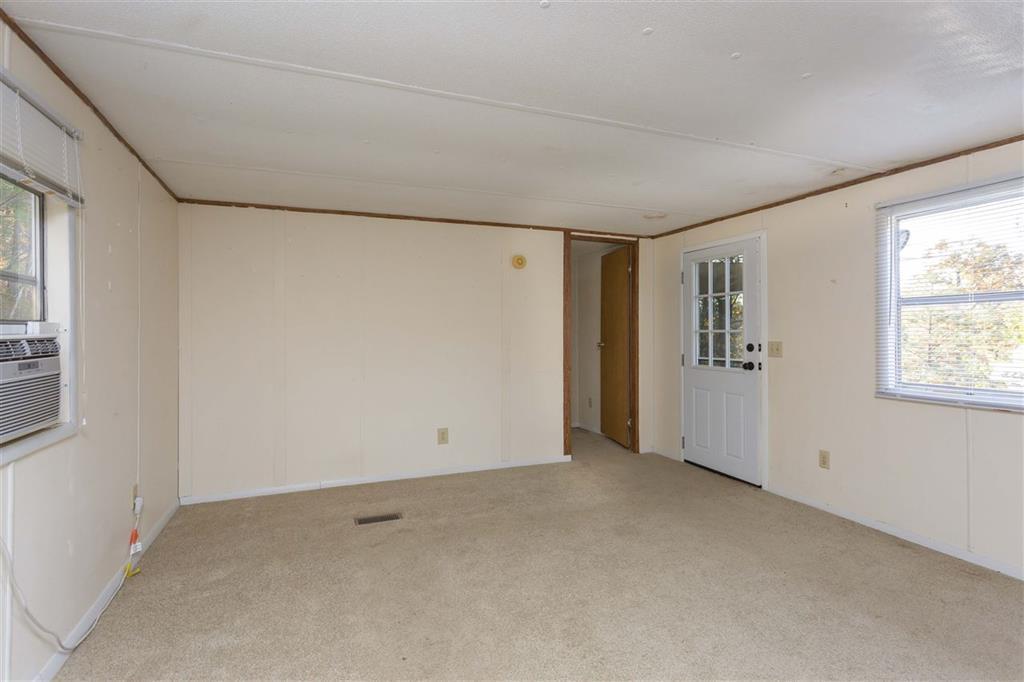 1439 Sussex Road Dayton, TN 37321 - Photo 7 of 13 7