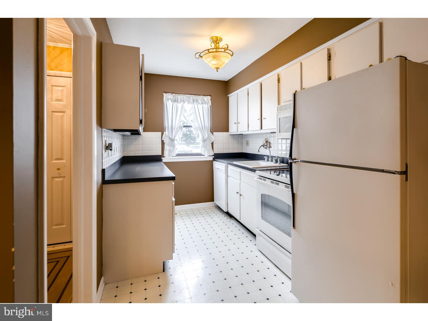 1475 Mt Holly Road, Unit L4 Beverly, NJ 08010 - Photo 5 of 17 Gallery Image 5