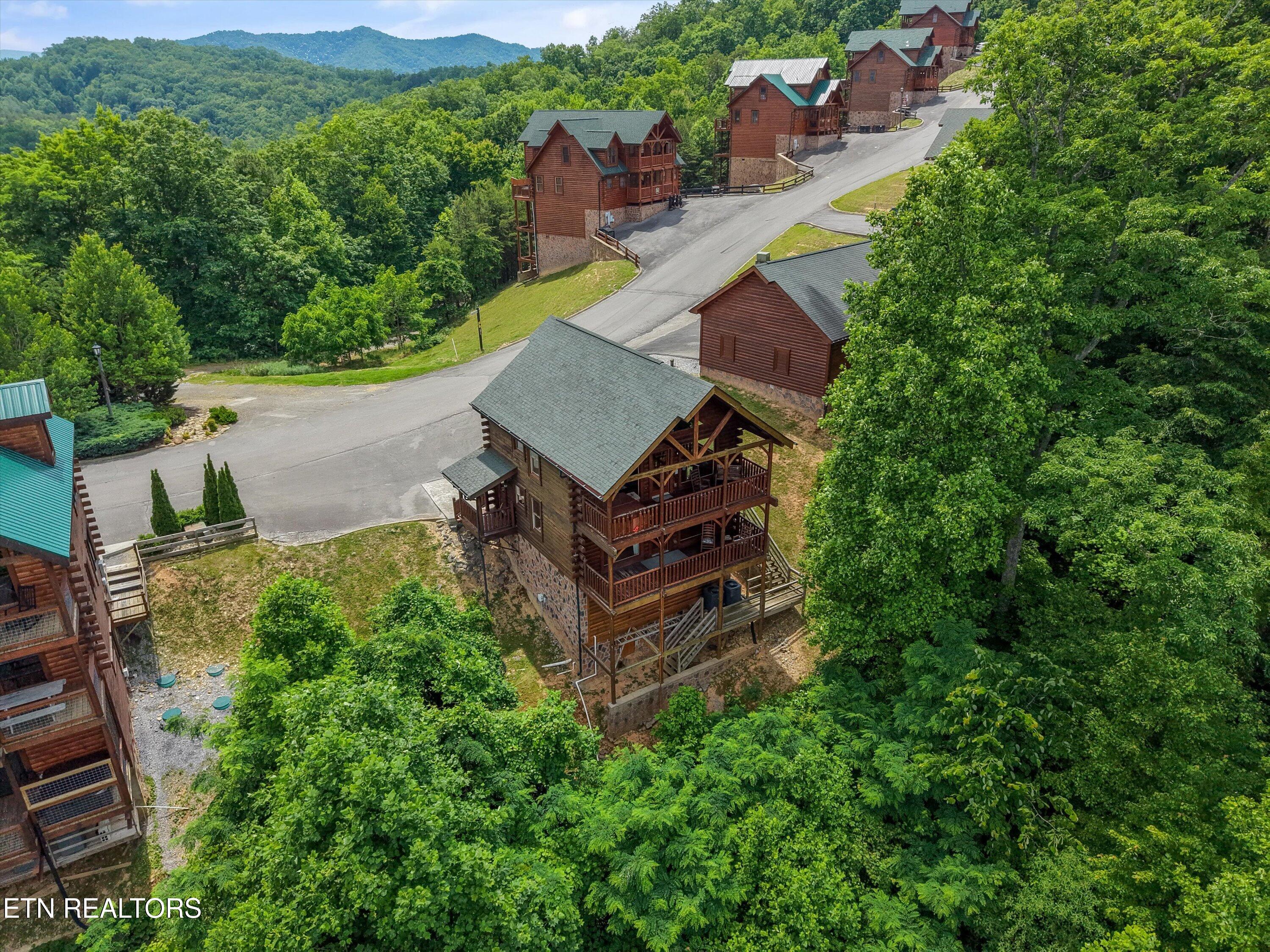 2803 White Oak Ridge Lane Sevierville, TN 37862 - Photo 35 of 38 35-2803 White Oak Ridge Ln29