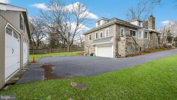 $999,000 | 459 South Gulph Road, King of Prussia, PA 19406