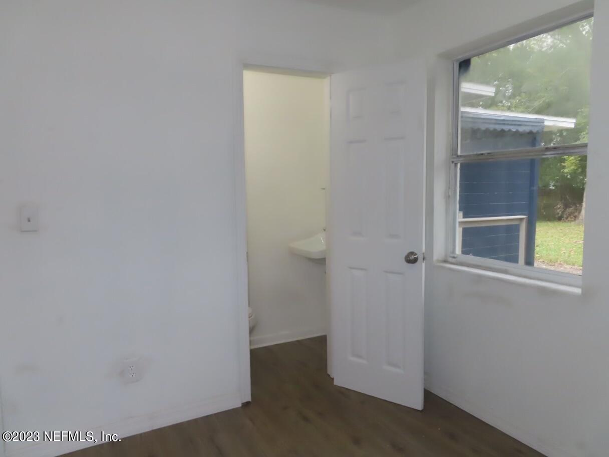 5613 Bree Road Jacksonville, FL 32209 - Photo 13 of 16 IMG_1405
