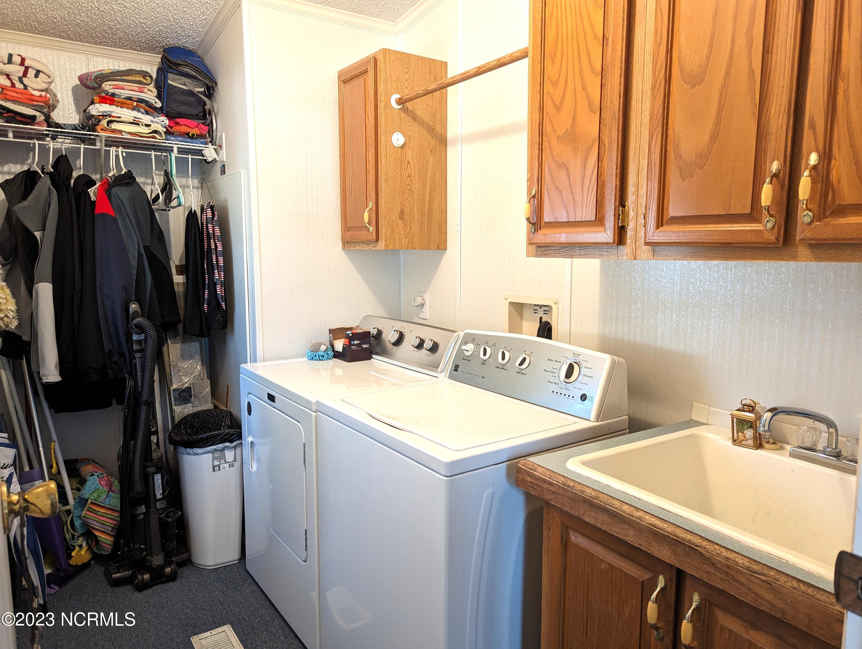 4645 Rounding Run Road Southwest Shallotte, NC 28470 - Photo 16 of 33 Laundry
