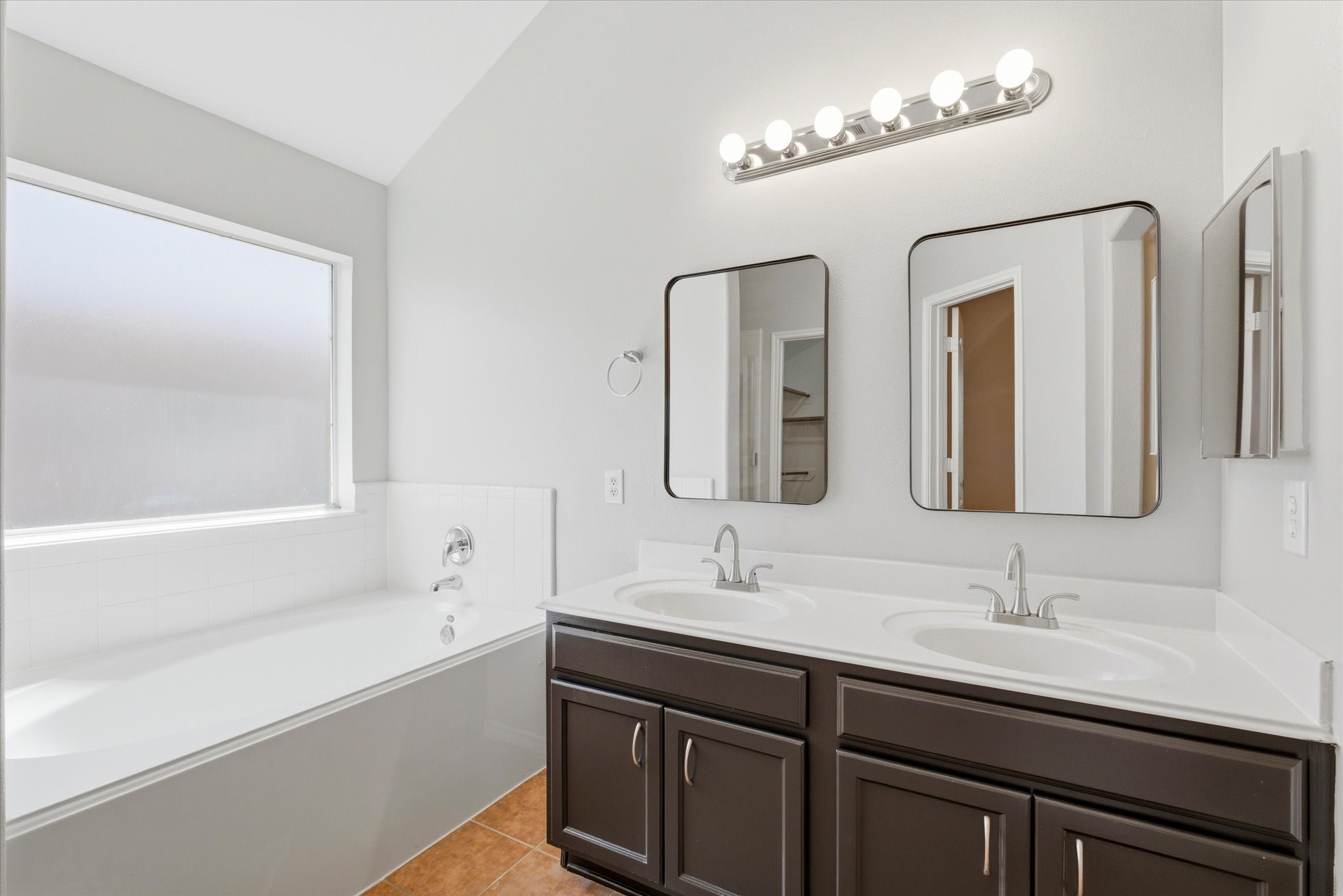 4506 Prince Street Baytown, TX 77521 - Photo 15 of 26 Primary Bathroom