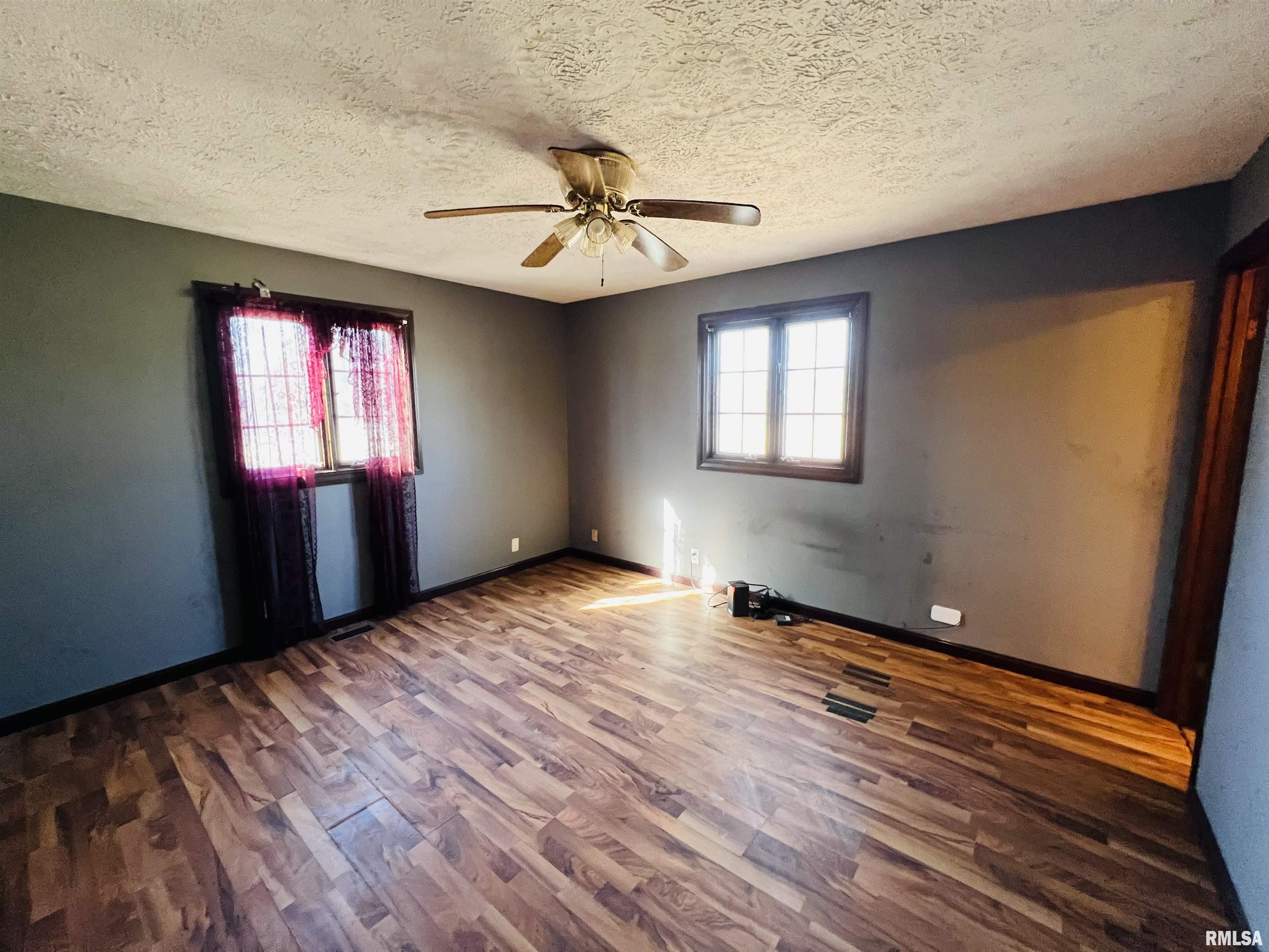 704 Briddick Street Eldorado, IL 62930 - Photo 18 of 24