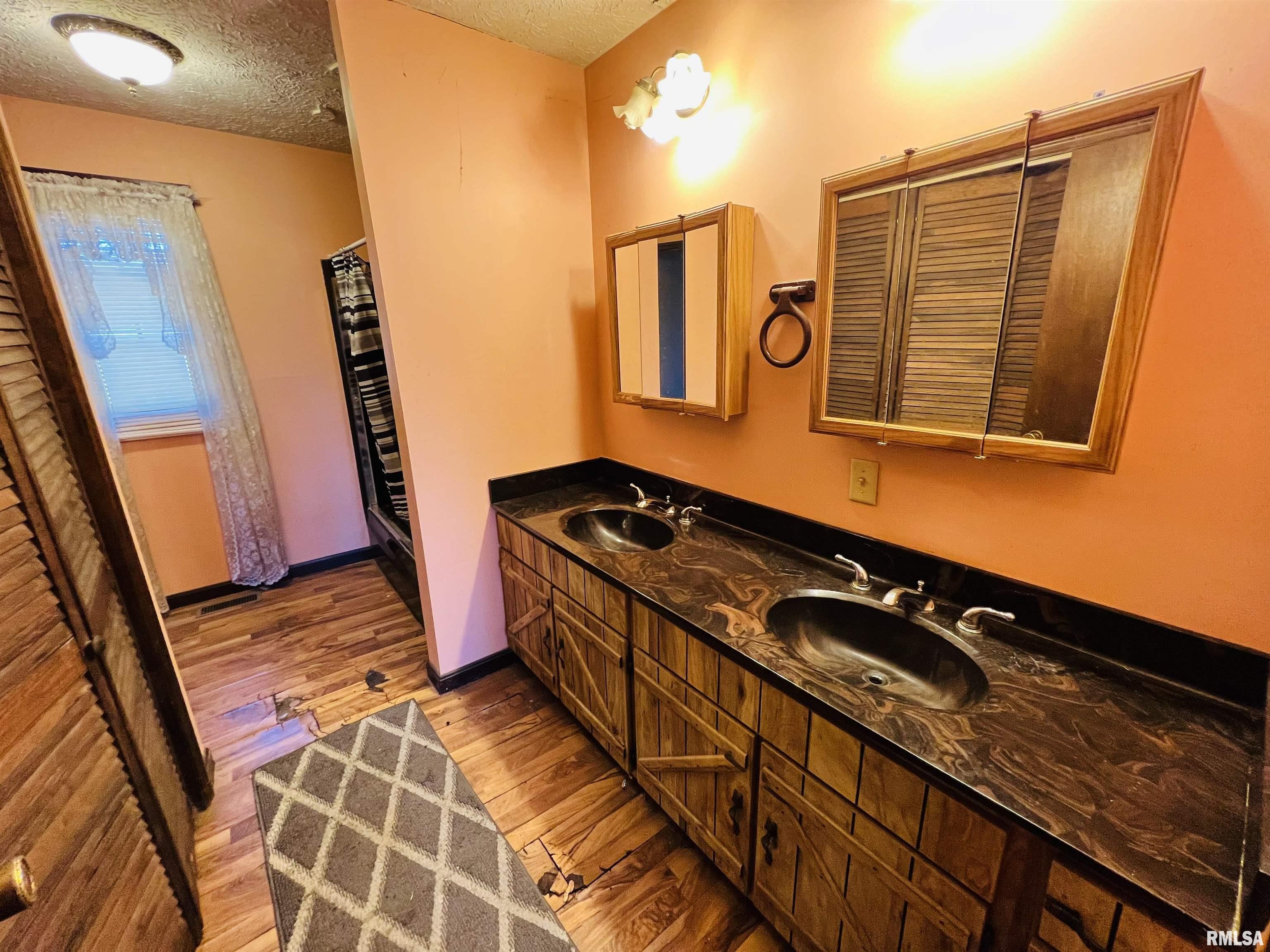 704 Briddick Street Eldorado, IL 62930 - Photo 20 of 24