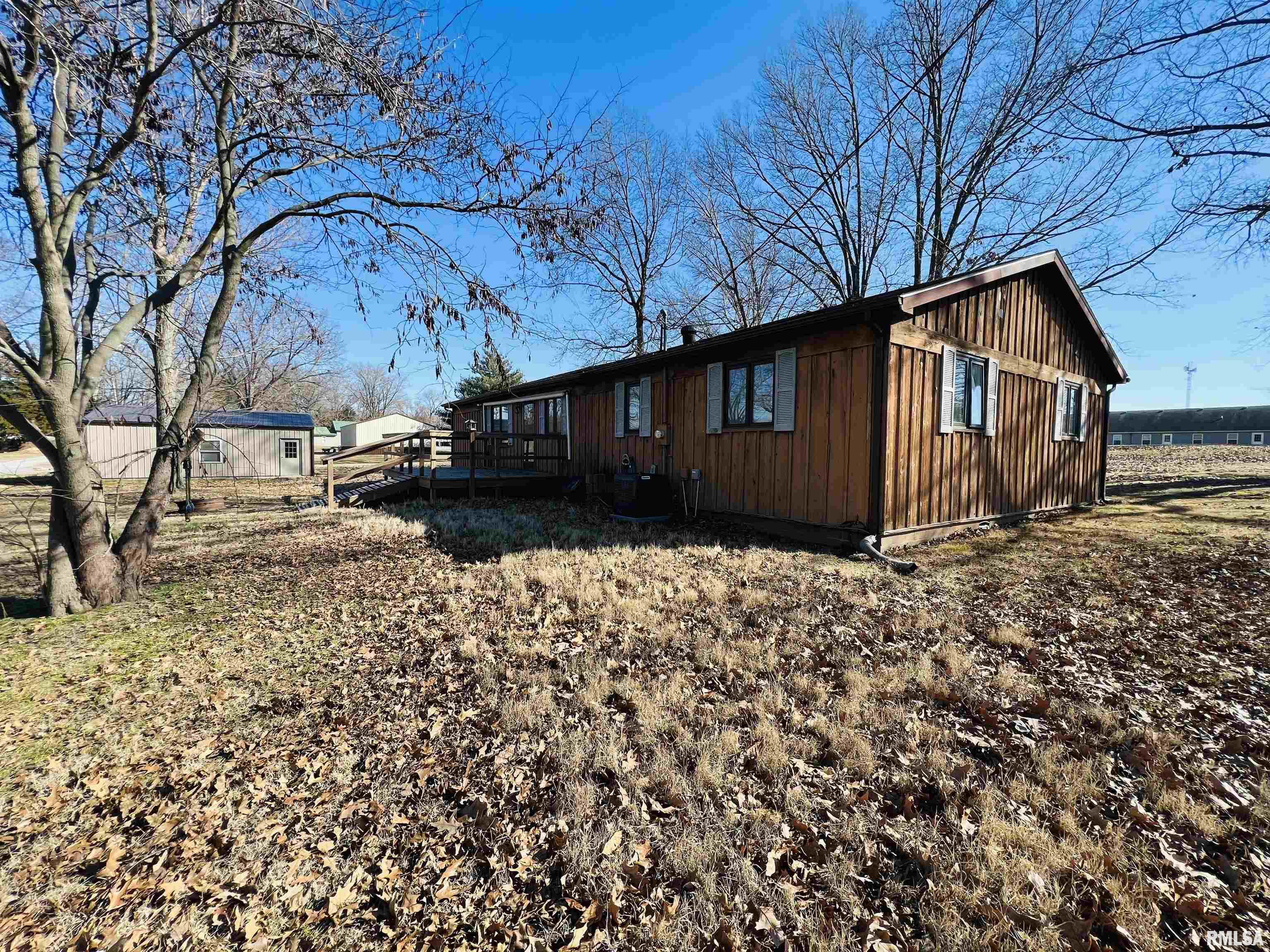 704 Briddick Street Eldorado, IL 62930 - Photo 10 of 24