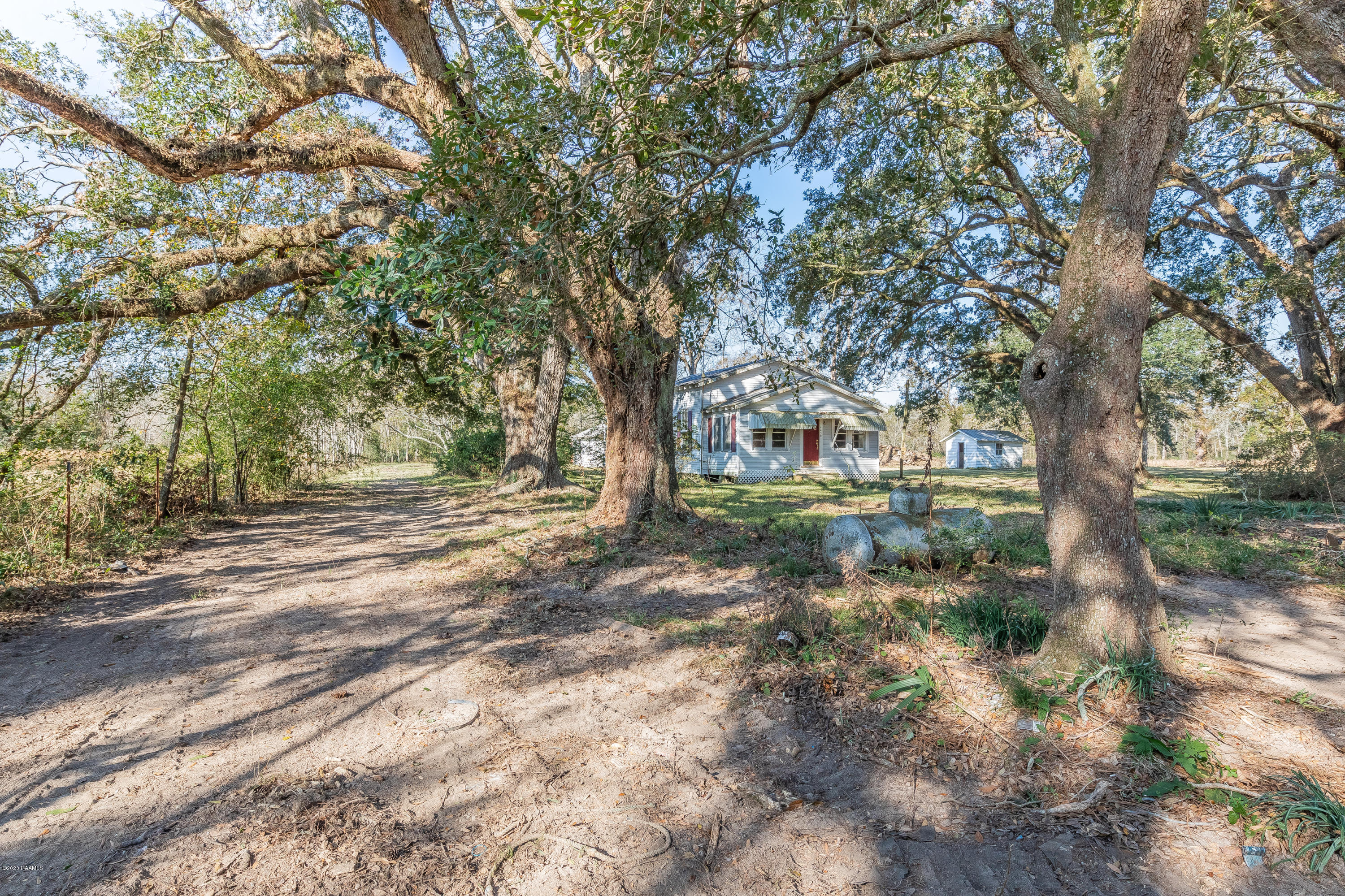 4430 Roberts Cove Road Rayne, LA 70578 - Photo 4 of 41 Gallery Image 4