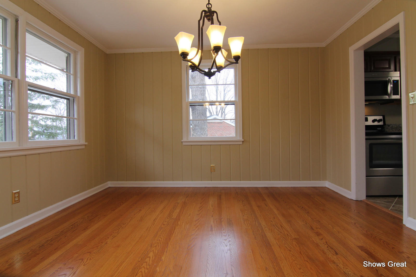 3420 Wedgewood Road Southwest Roanoke, VA 24018 - Photo 6 of 34 IMG_7833