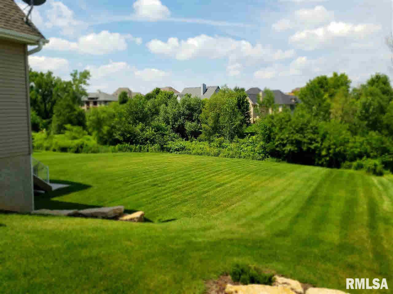 6352 Cardinal Road Bettendorf, IA 52722 - Photo 24 of 24 Gallery Image 24