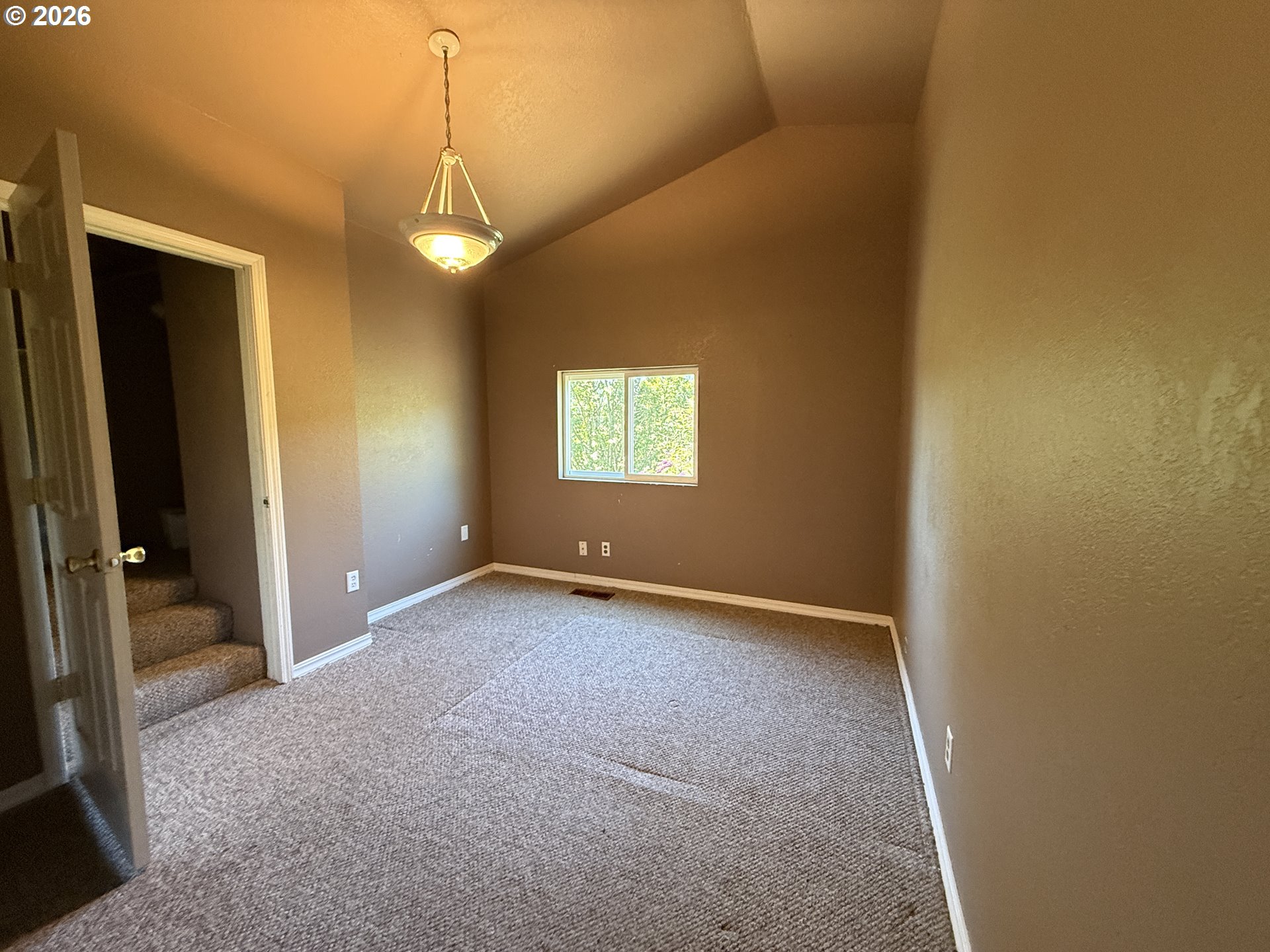 146 1st Street Myrtle Point, OR 97458 - Photo 21 of 47 Bedroom, Primary