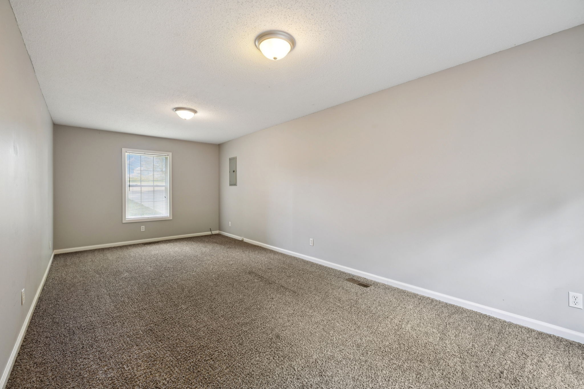 560 Grays Chapel Road Cunningham, TN 37052 - Photo 9 of 25 Gallery Image 9