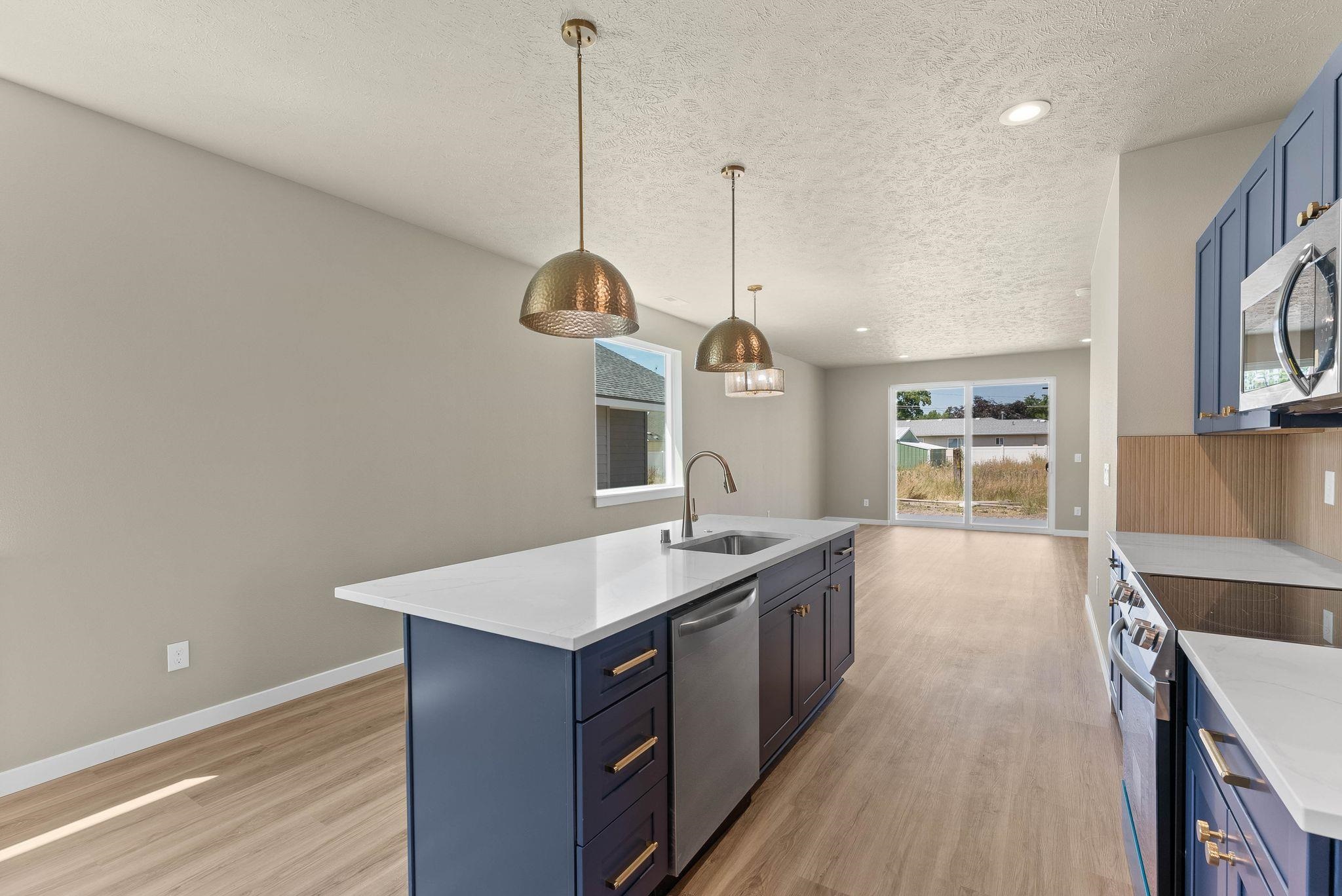 2103 North Sipple Road Spokane Valley, WA 99212 - Photo 11 of 29