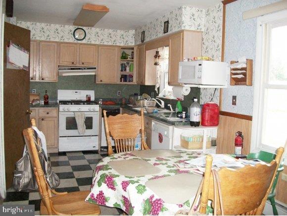 301 Pat Road Barnegat, NJ 08005 - Photo 5 of 8