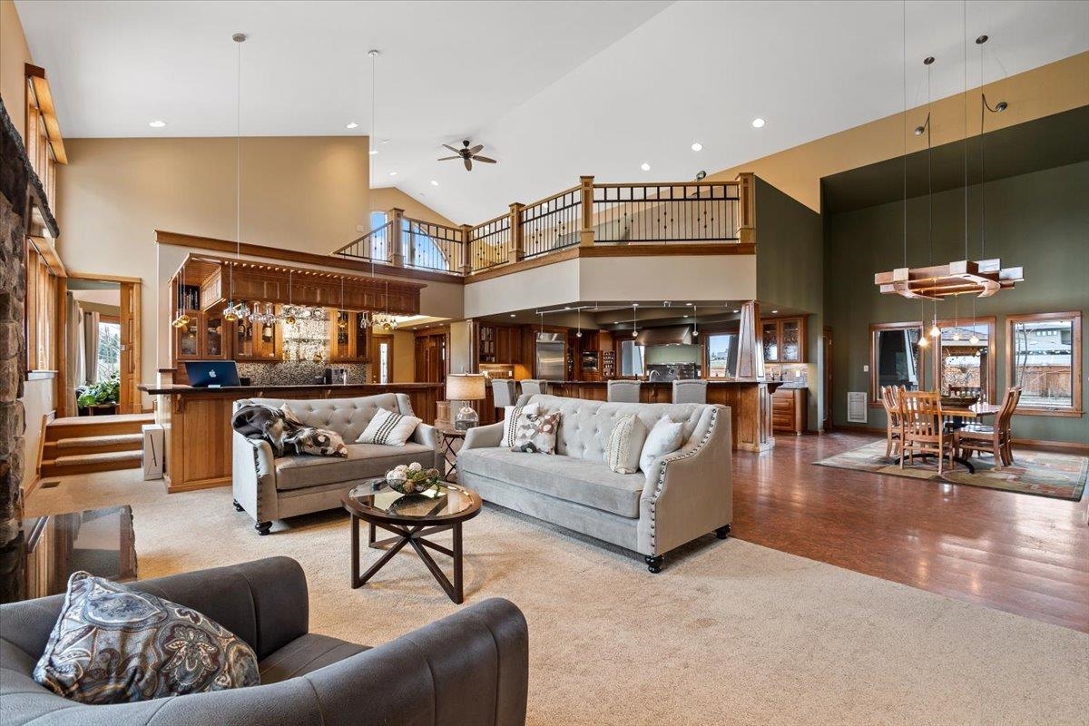 7627 South Meadows Road Spokane, WA 99223 - Photo 11 of 49