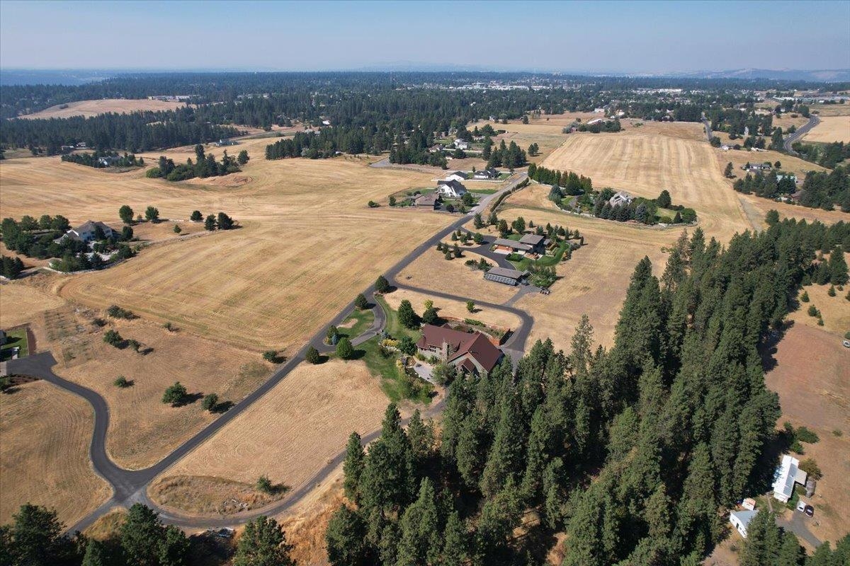 7627 South Meadows Road Spokane, WA 99223 - Photo 49 of 49
