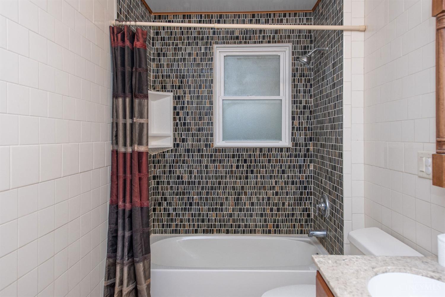 6870 Mullen Road Cincinnati, OH 45247 - Photo 20 of 46