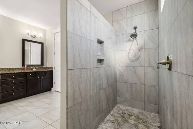 $650,000 | 1913 Discovery Loop, Panama City, FL 32405