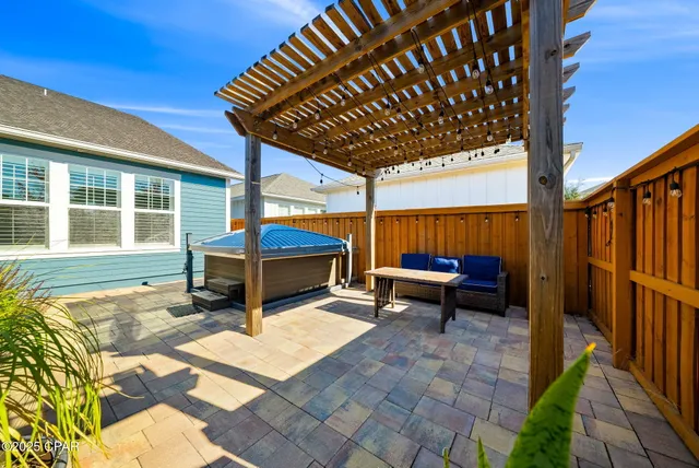 $650,000 | 1913 Discovery Loop, Panama City, FL 32405