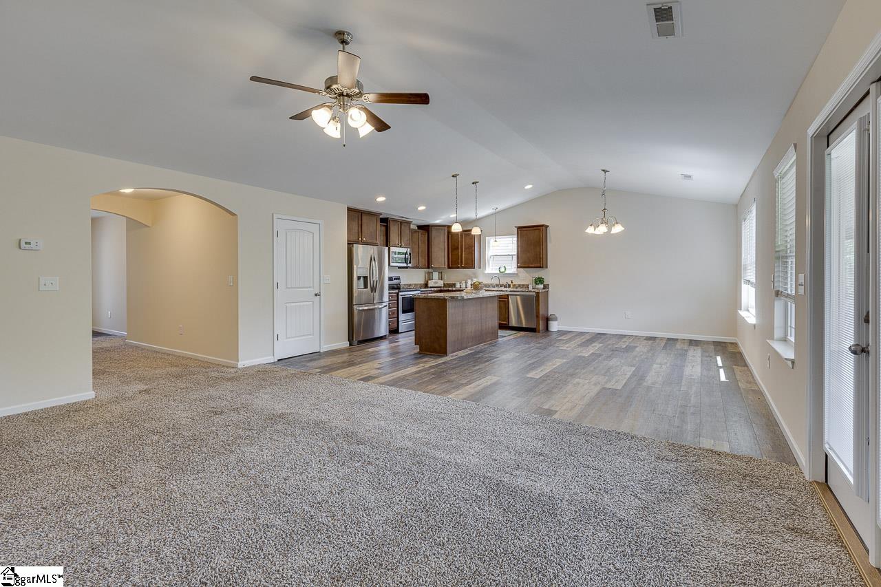 129 Lyman Lake Road Lyman, SC 29365 - Photo 10 of 30