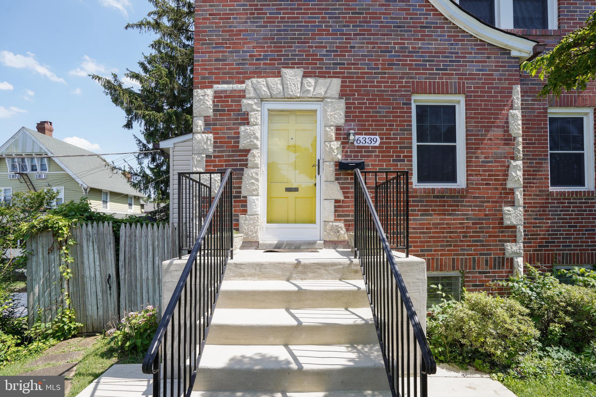 6339 Frederick Road Baltimore, MD 21228 - Photo 5 of 33 Interesting architectural stone features