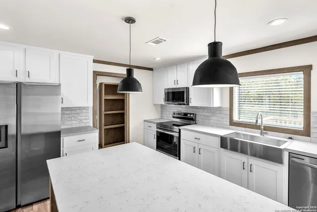 $334,900 | 136 Syrah Street, La Vernia, TX 78121