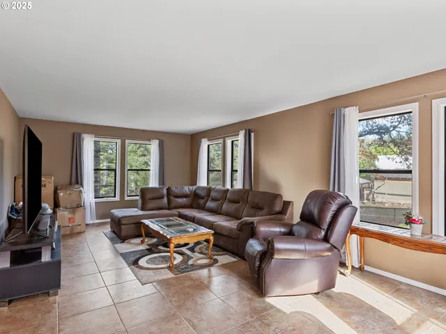 $745,000 | 19815 Northeast Allworth Road, Battle Ground, WA 98604