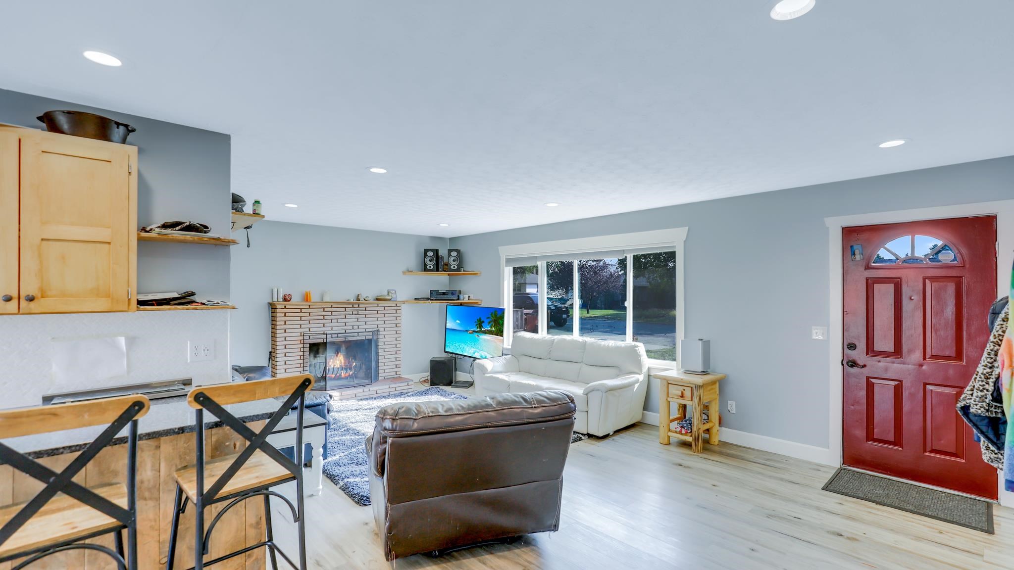 309 North McCabe Road Spokane Valley, WA 99216 - Photo 8 of 32