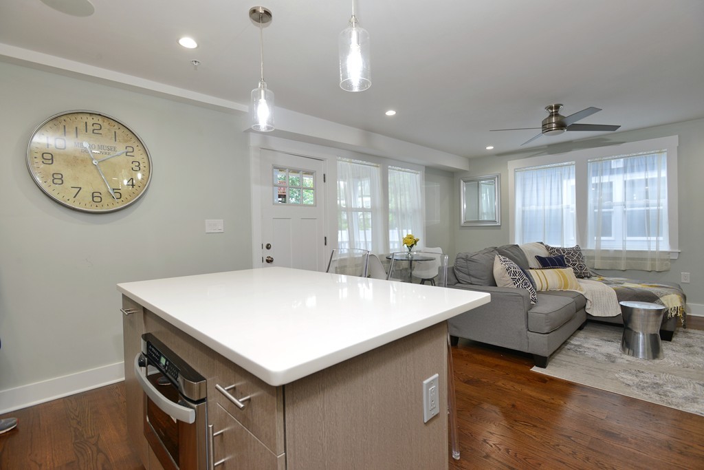 13 Ruthven Street, Unit 3 Boston, MA 02121 - Photo 6 of 21
