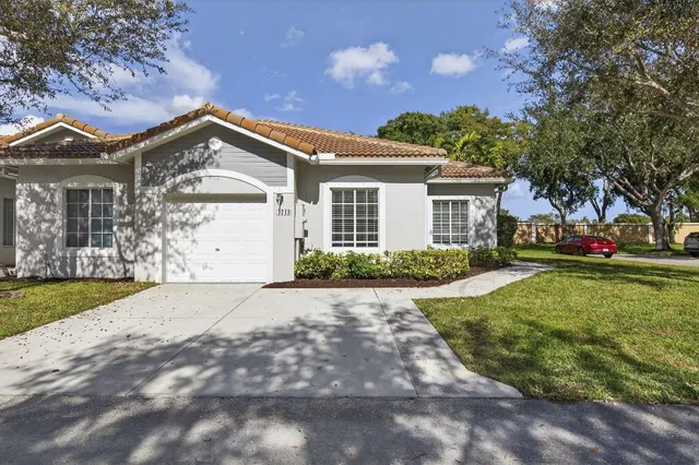 $499,000 | 4243 Southwest 10th Court, Deerfield Beach, FL 33442