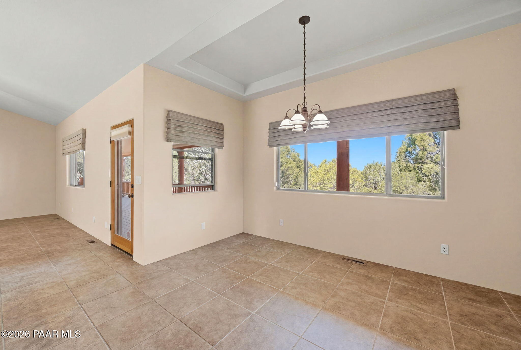 5625 Deer Spring Place Prescott, AZ 86305 - Photo 18 of 58 19-Breakfast Nook (4)