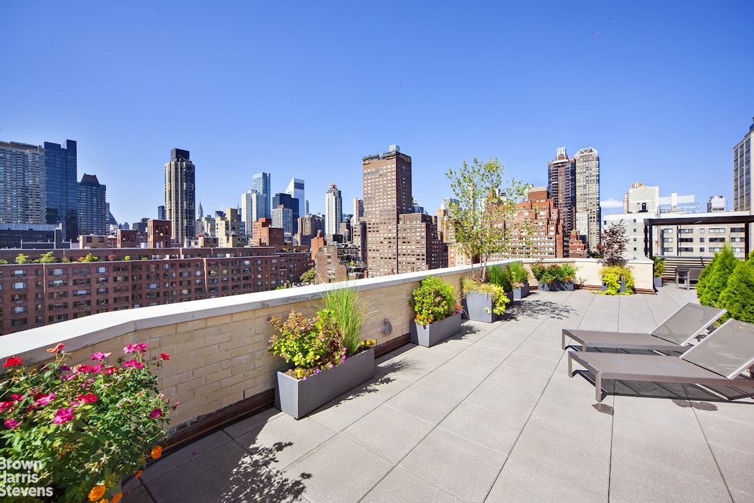 435 East 65th Street, Unit PHA Manhattan, NY 10065 - Photo 8 of 13