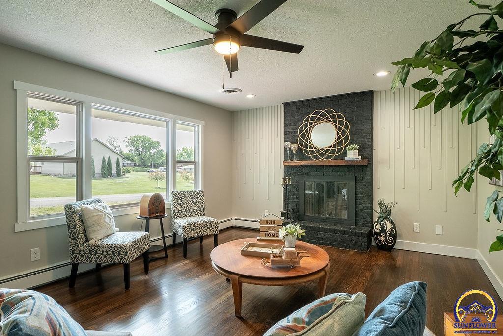 2335 Southwest Davis Dr  