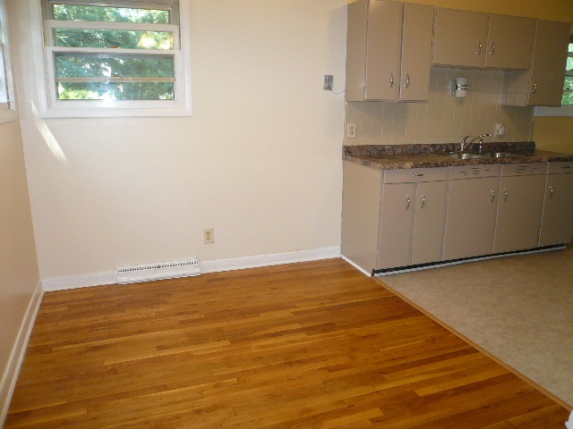 220 River Road Waynesboro, VA 22980 - Photo 6 of 12 Gallery Image 6