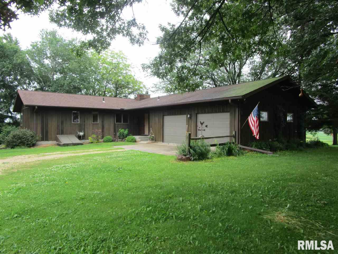 18282 Frog Pond Road Fulton, IL 61252 - Photo 1 of 24
