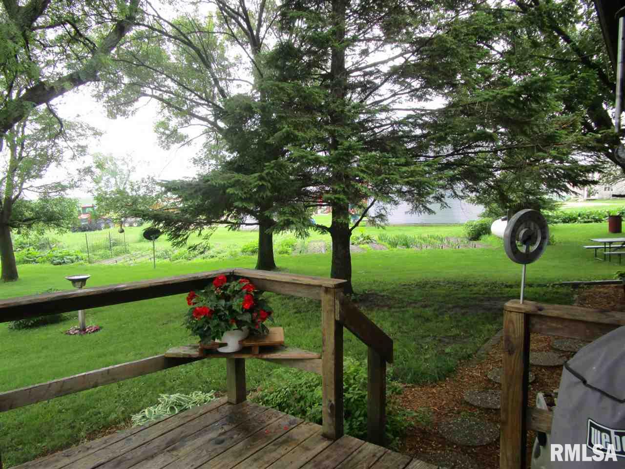 18282 Frog Pond Road Fulton, IL 61252 - Photo 7 of 24
