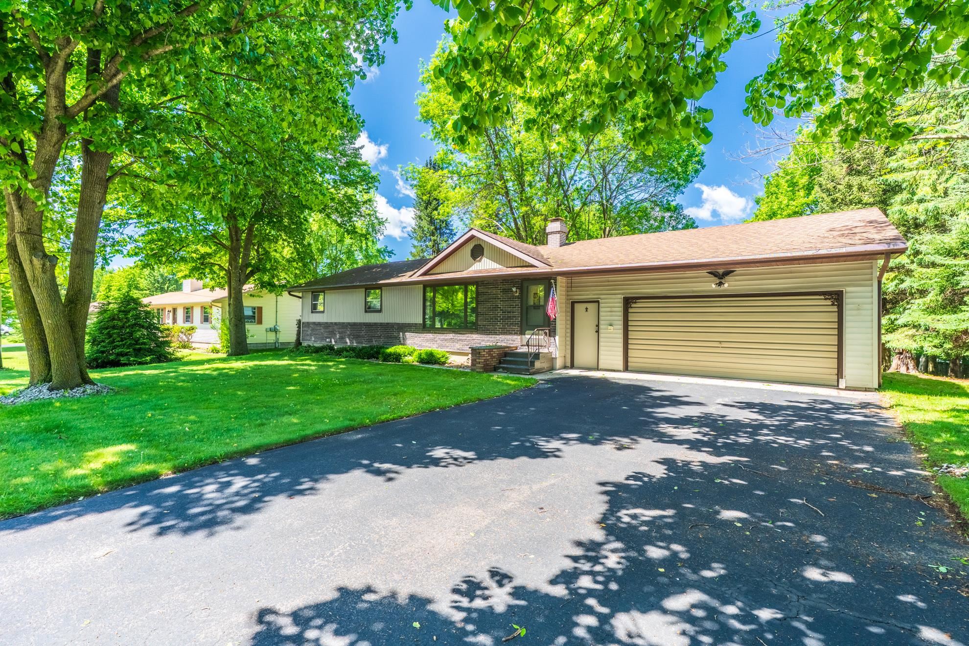 3706 Sandy Lane Schofield, WI 54476 - Photo 2 of 45